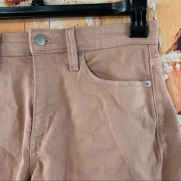 Women's High-Rise Short Jean Shorts - Universal T - Picture 6 of 8